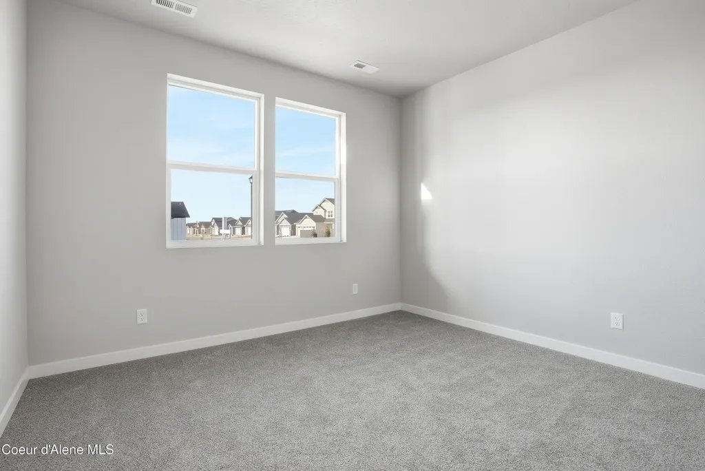 5285 E Aquila Avenue Post Falls ID 83854