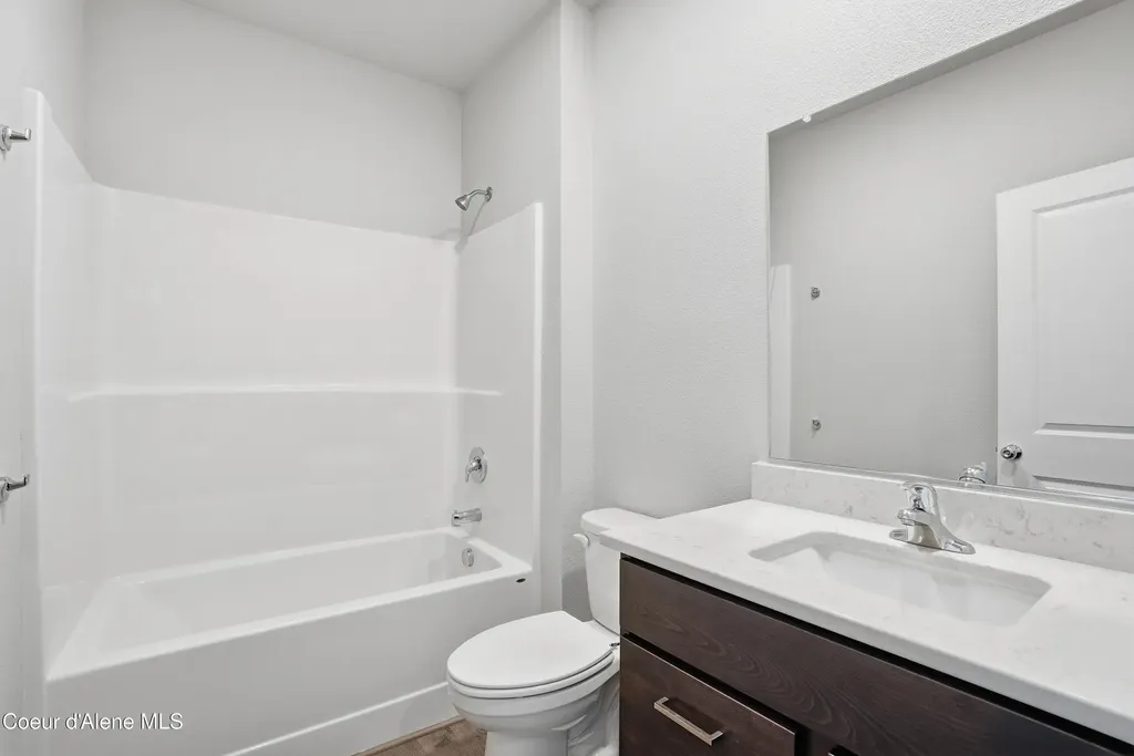 5285 E Aquila Avenue Post Falls ID 83854