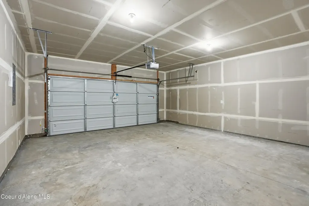 5285 E Aquila Avenue Post Falls ID 83854