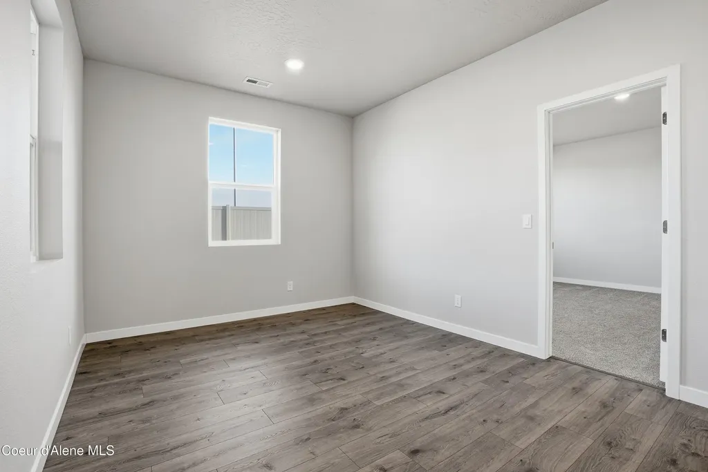 5285 E Aquila Avenue Post Falls ID 83854