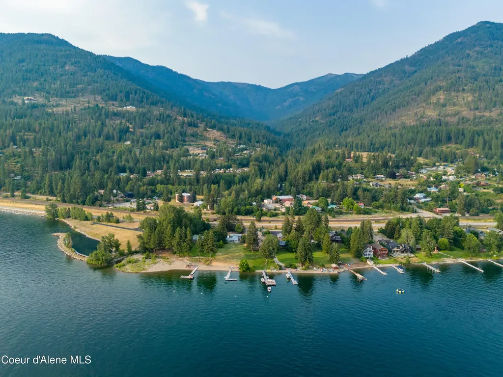 531 Wellington Place Hope ID 83836