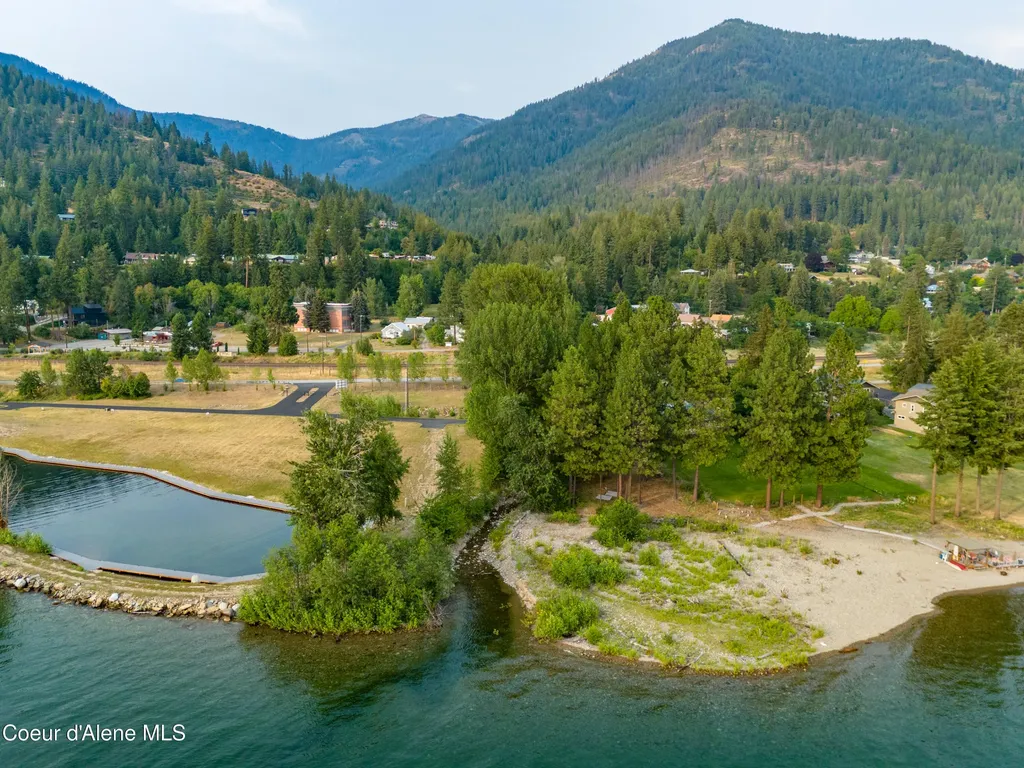 531 Wellington Place Hope ID 83836