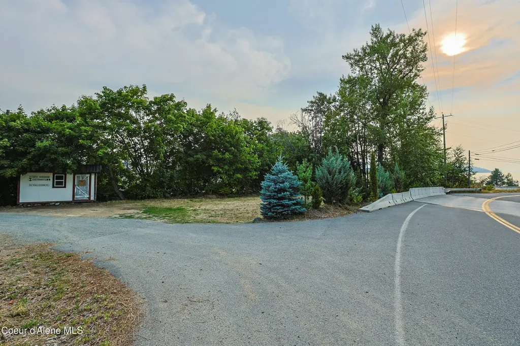 531 Wellington Place Hope ID 83836