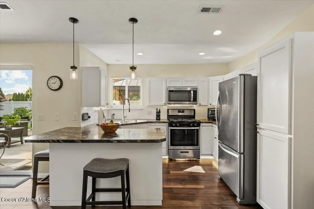 1944 W Ridgemont Avenue Hayden ID 83835