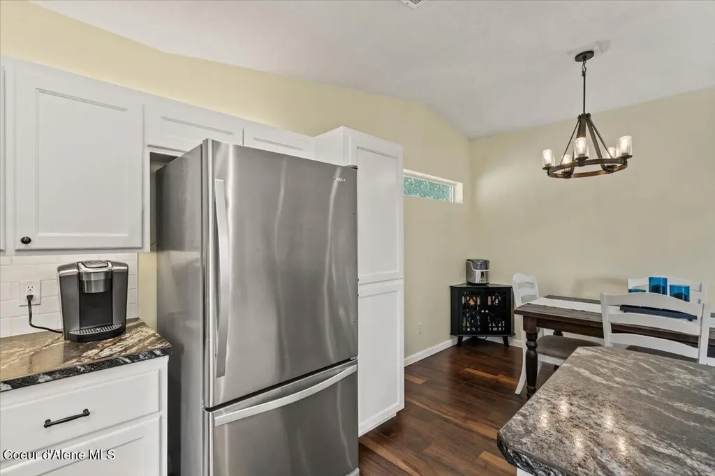 1944 W Ridgemont Avenue Hayden ID 83835