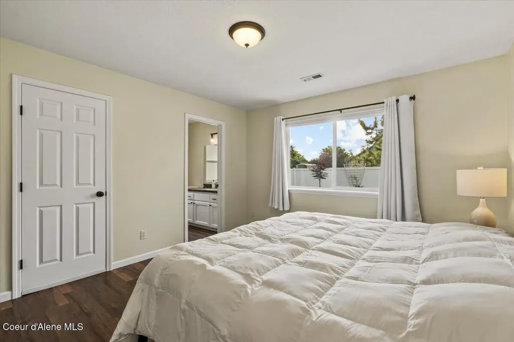 1944 W Ridgemont Avenue Hayden ID 83835
