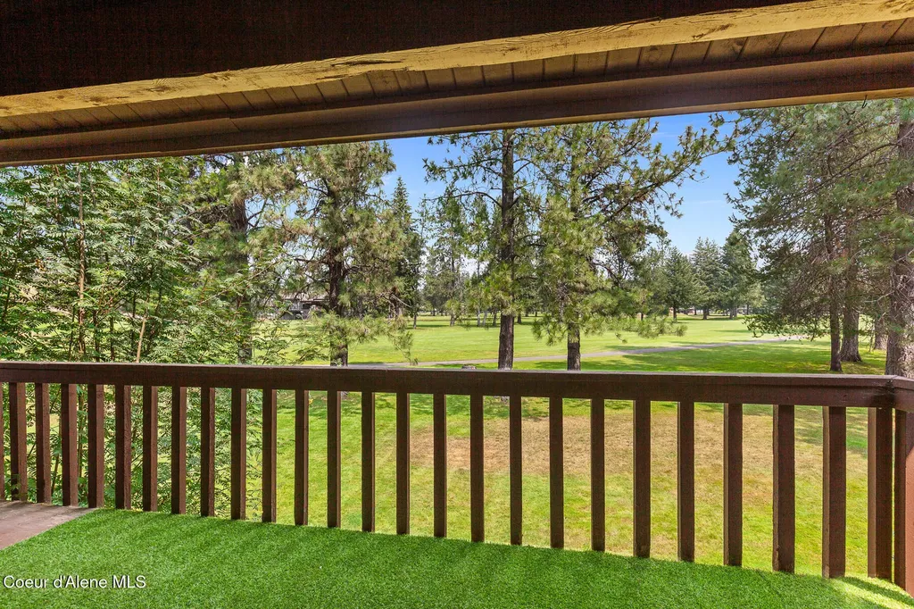 5305 W Fairway Lane Rathdrum ID 83858