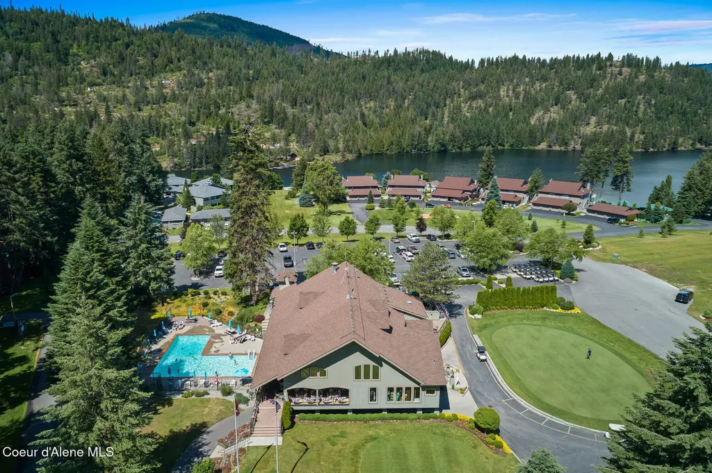 5305 W Fairway Lane Rathdrum ID 83858