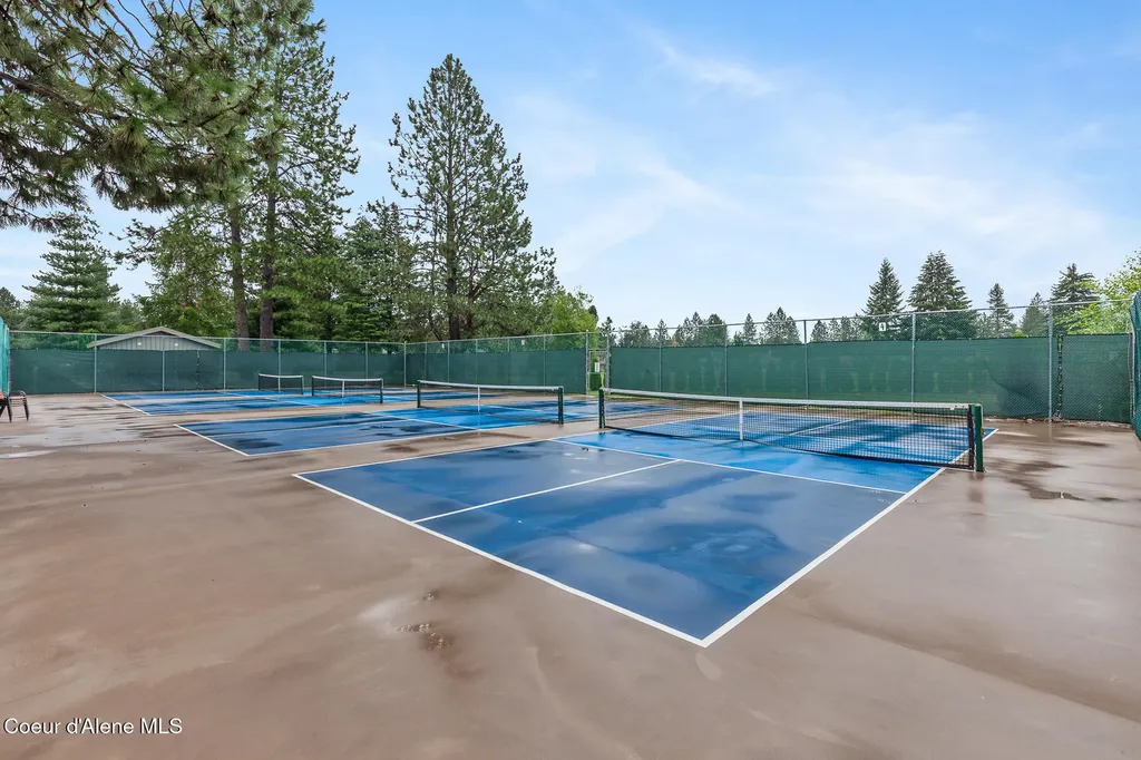 5305 W Fairway Lane Rathdrum ID 83858