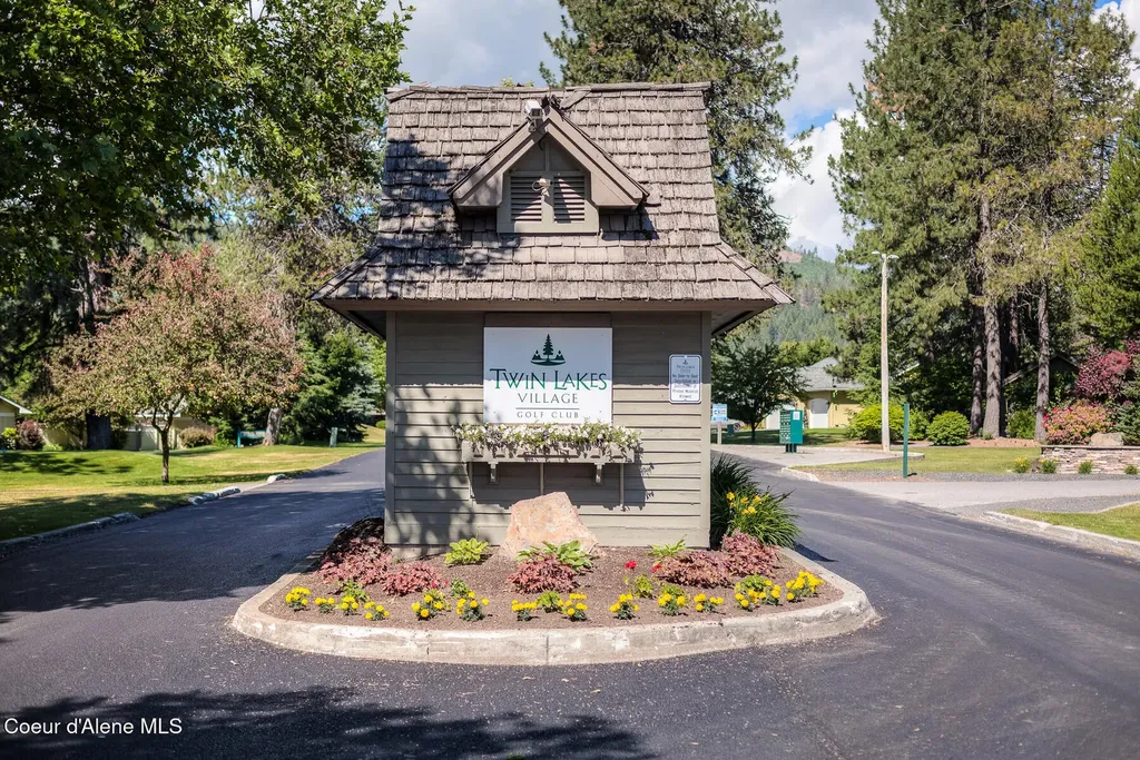5305 W Fairway Lane Rathdrum ID 83858