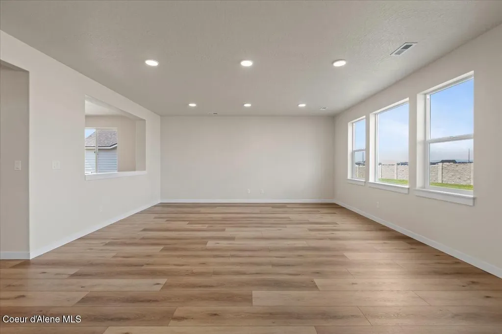 6565 W Constantine Lane Rathdrum ID 83858
