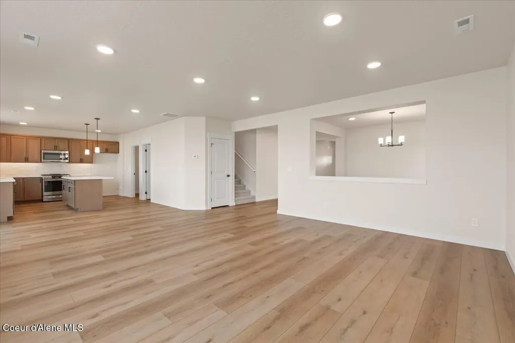 6565 W Constantine Lane Rathdrum ID 83858