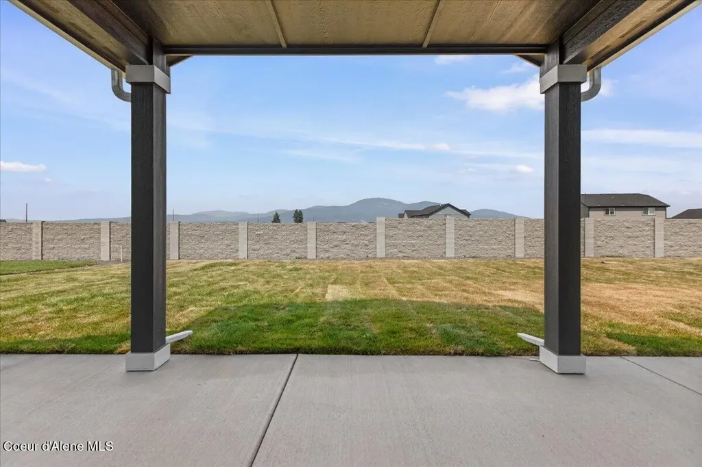 6565 W Constantine Lane Rathdrum ID 83858