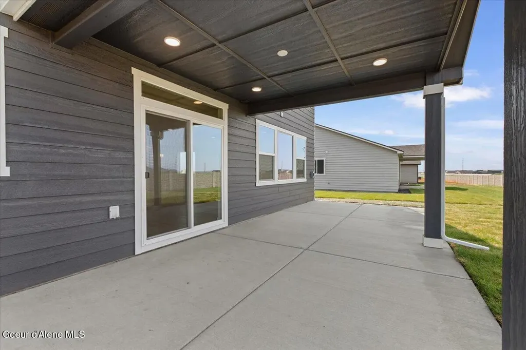 6565 W Constantine Lane Rathdrum ID 83858