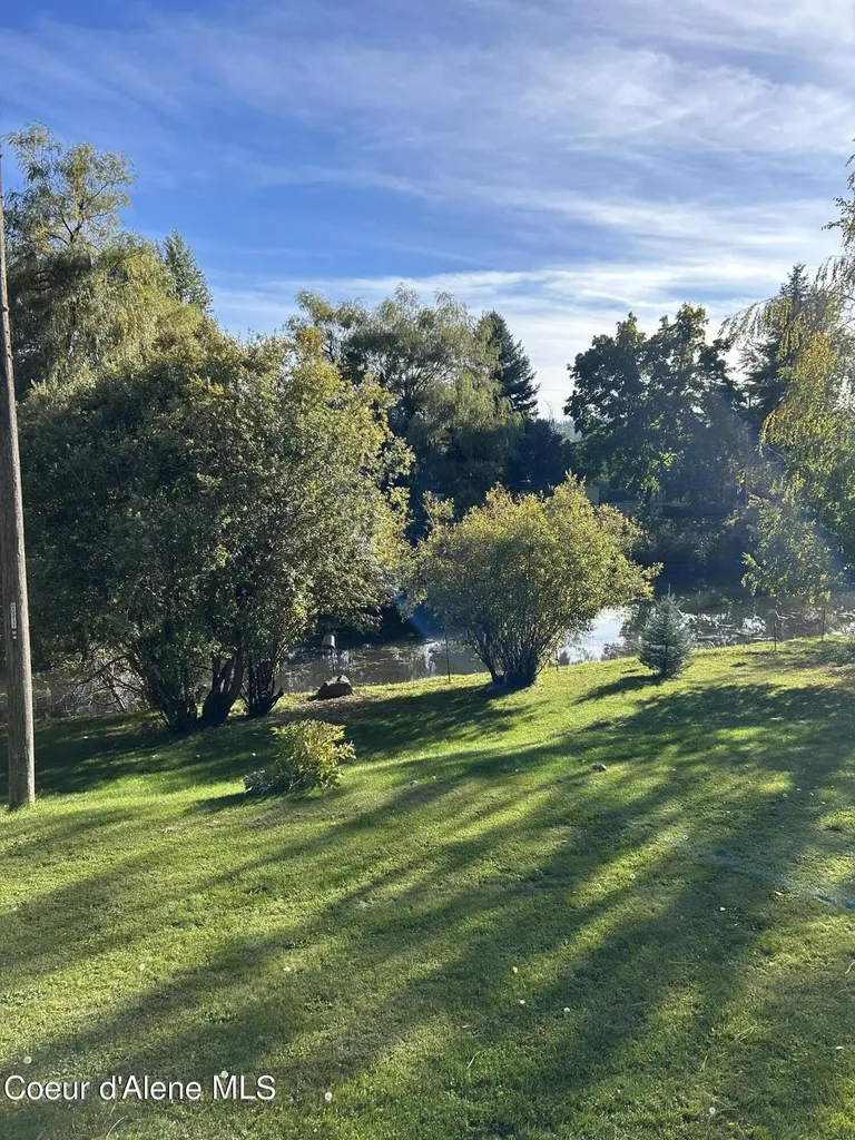1337 St Joe River Road St. Maries ID 83861