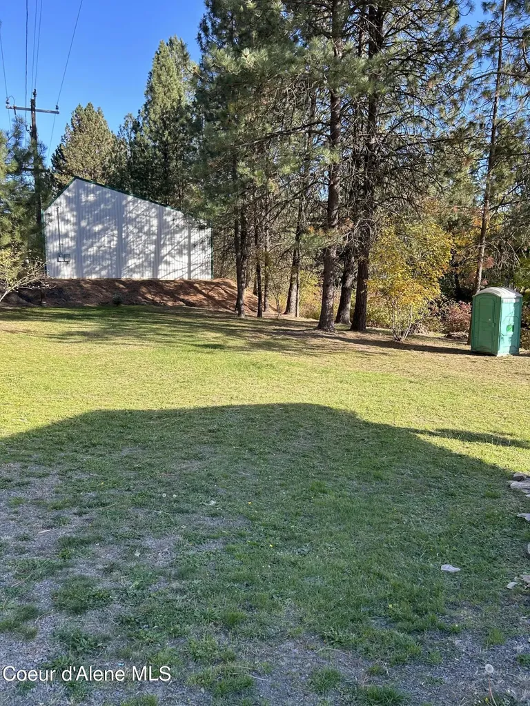 1337 St Joe River Road St. Maries ID 83861