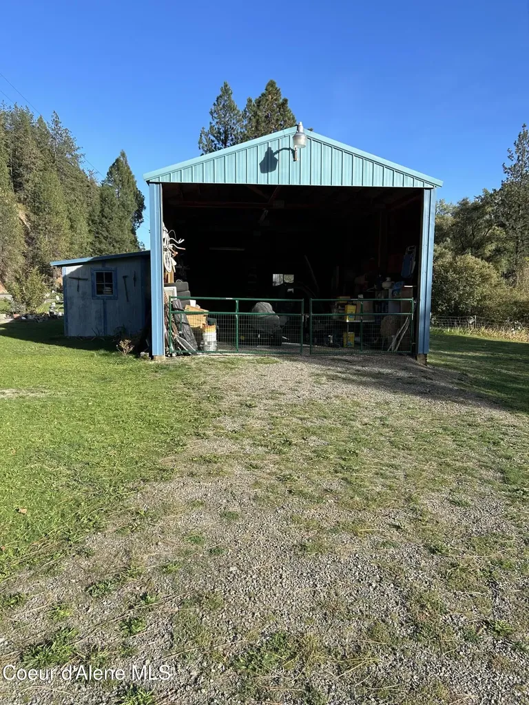 1337 St Joe River Road St. Maries ID 83861