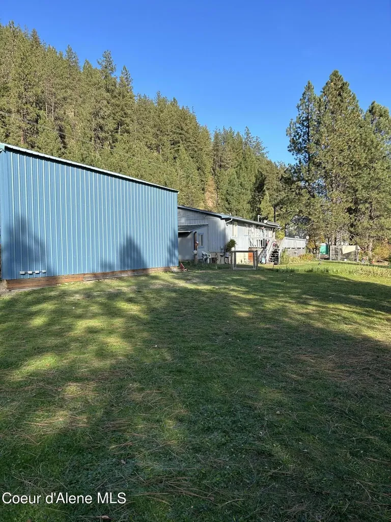 1337 St Joe River Road St. Maries ID 83861