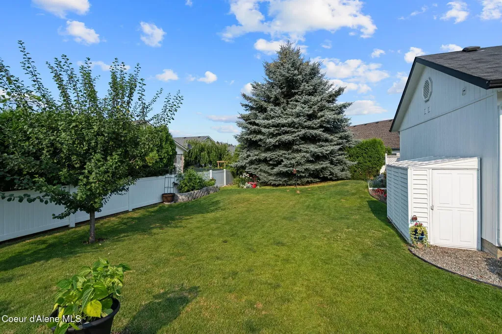 1275 W Progress Drive Hayden ID 83835