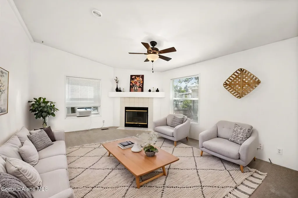 11477 N Alaska Loop Hayden ID 83835