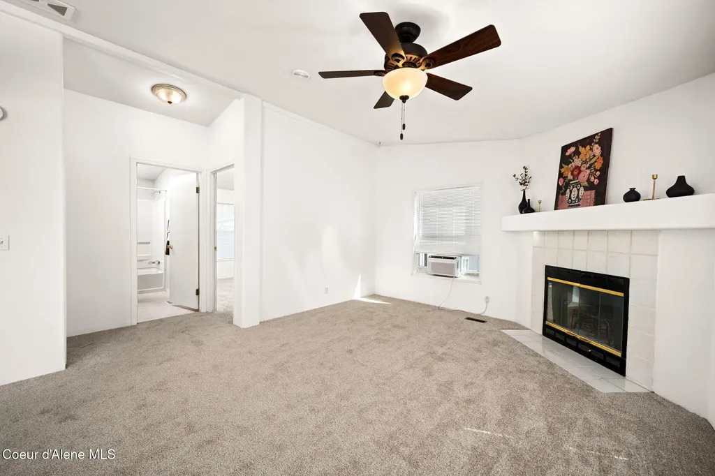11477 N Alaska Loop Hayden ID 83835