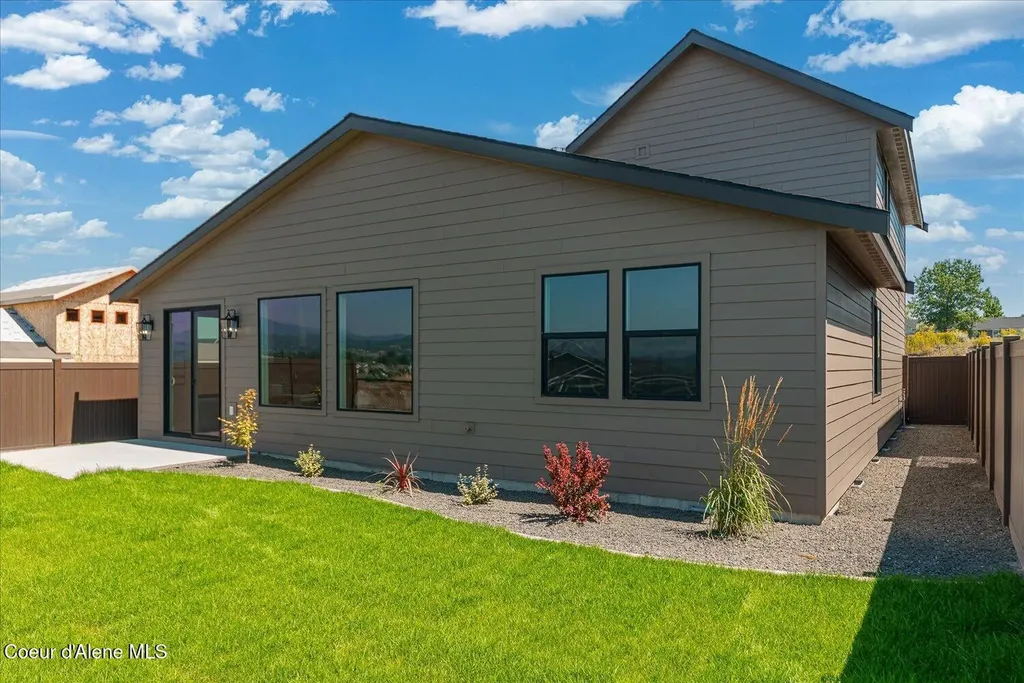 3509 Blaze Lp Post Falls ID 83854