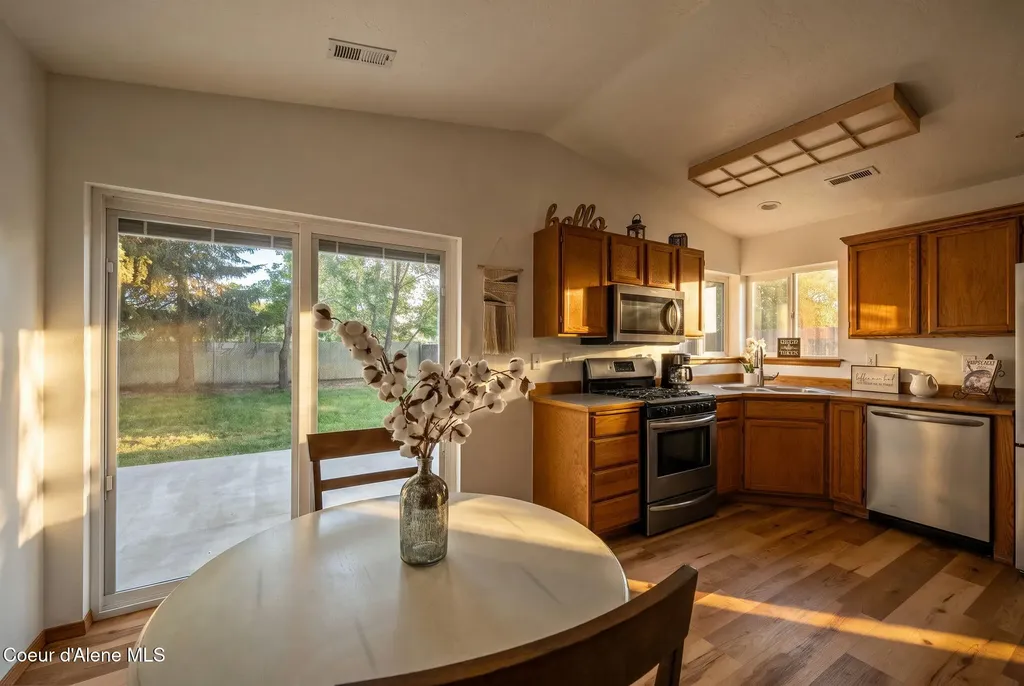920 W Kyler Avenue Hayden ID 83835