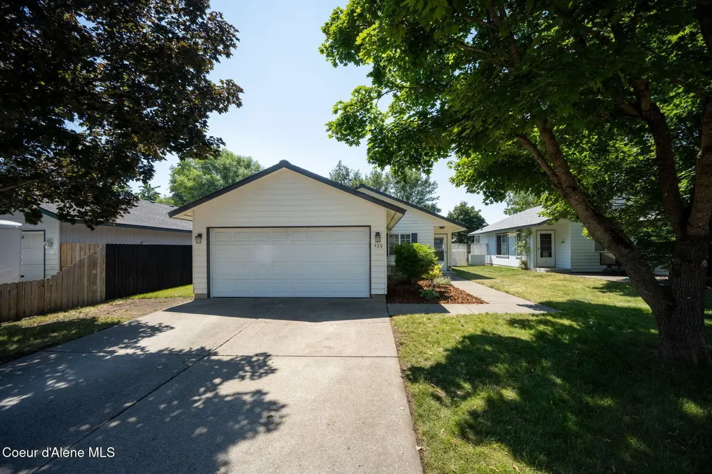 920 W Kyler Avenue Hayden ID 83835