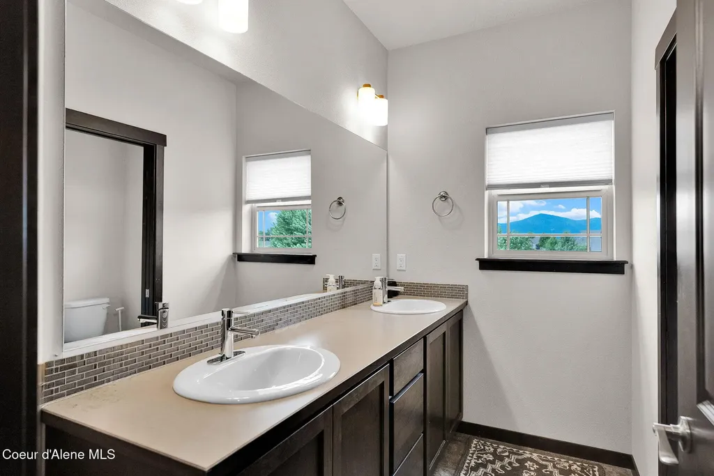 1675 N Bunting Lane Post Falls ID 83854