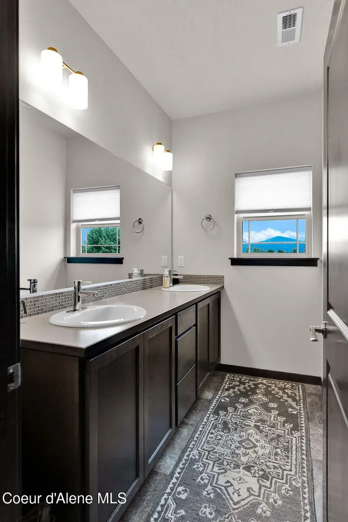1675 N Bunting Lane Post Falls ID 83854