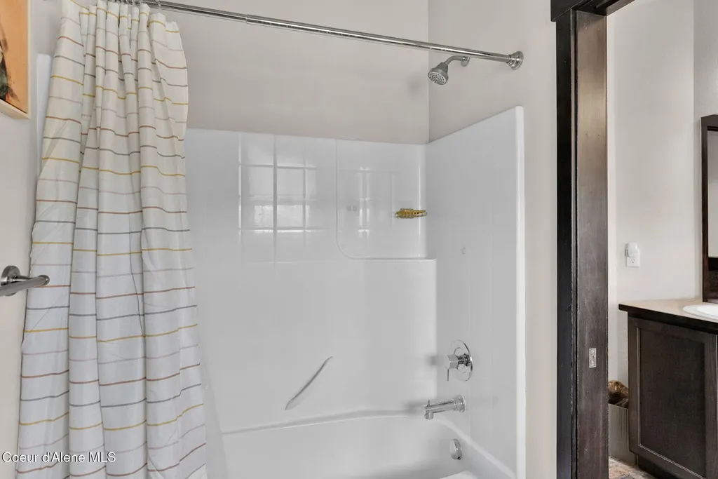 1675 N Bunting Lane Post Falls ID 83854