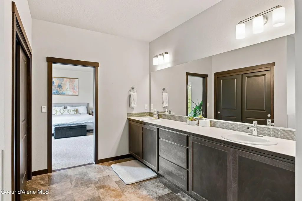 1675 N Bunting Lane Post Falls ID 83854
