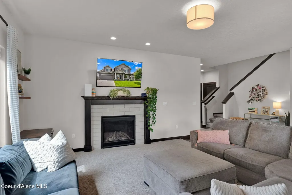 1675 N Bunting Lane Post Falls ID 83854