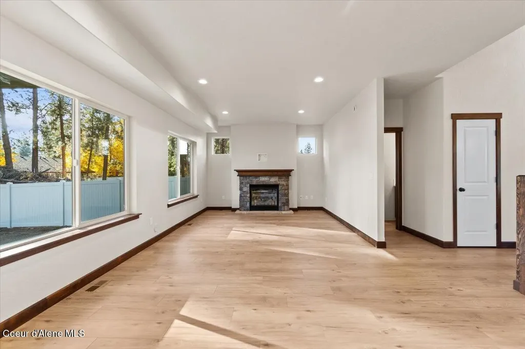 3614 N May Ella Lane Post Falls ID 83854