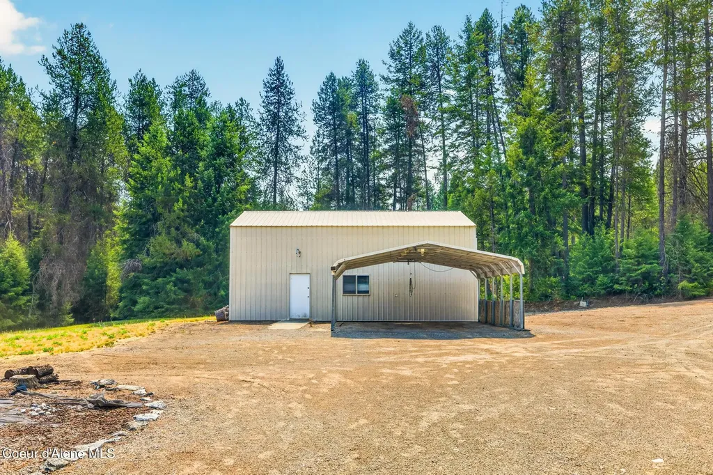 1255 Roberts Lane Blanchard ID 83804