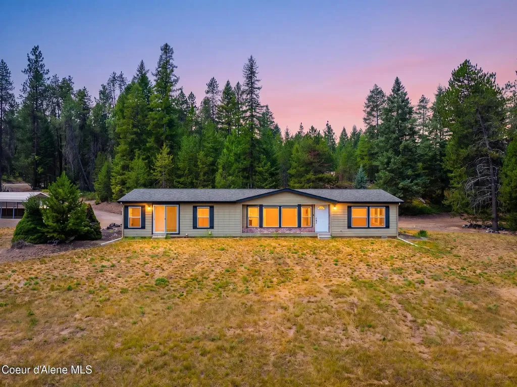 1255 Roberts Lane Blanchard ID 83804