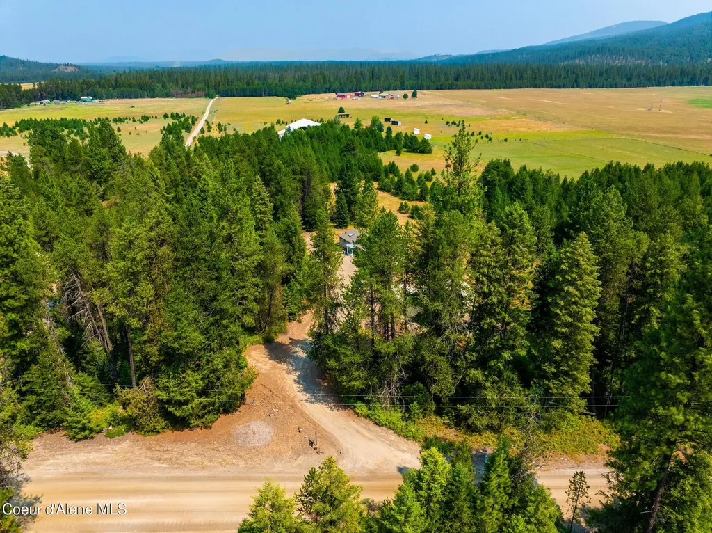 1255 Roberts Lane Blanchard ID 83804