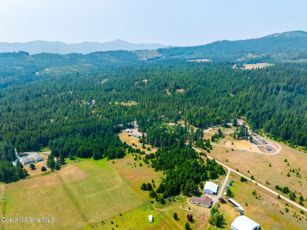 1255 Roberts Lane Blanchard ID 83804