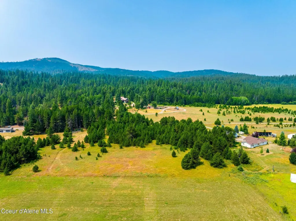 1255 Roberts Lane Blanchard ID 83804