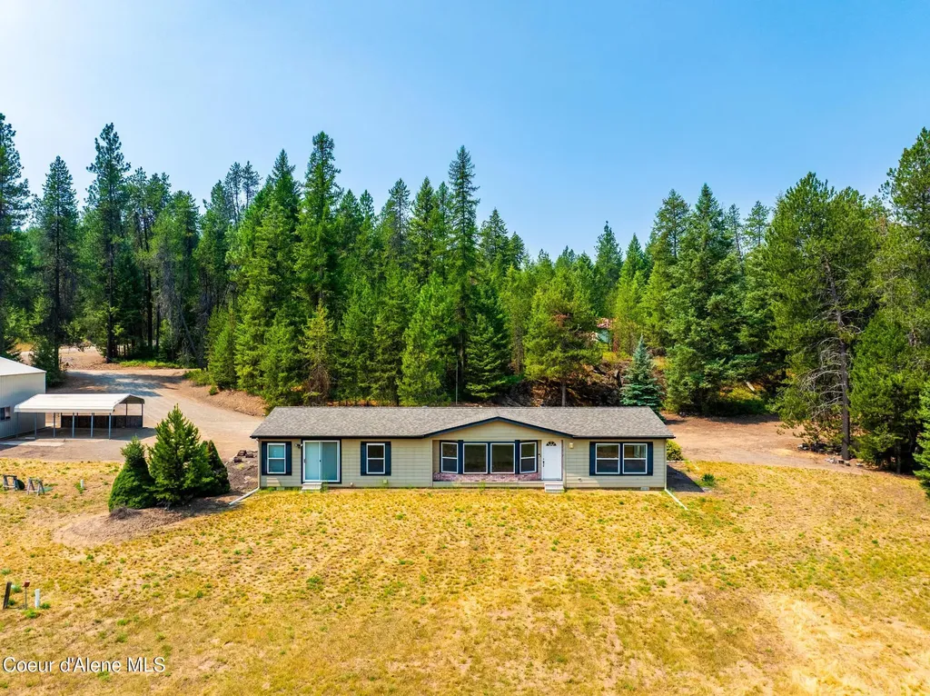 1255 Roberts Lane Blanchard ID 83804