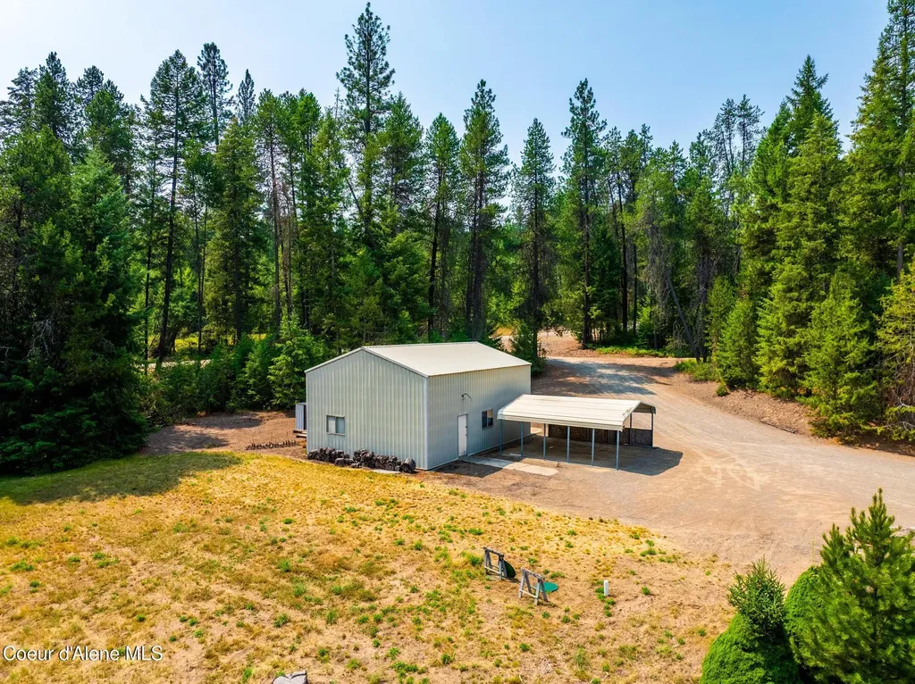 1255 Roberts Lane Blanchard ID 83804