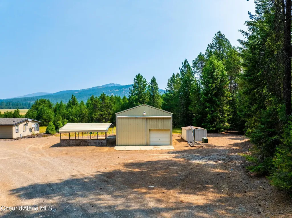 1255 Roberts Lane Blanchard ID 83804