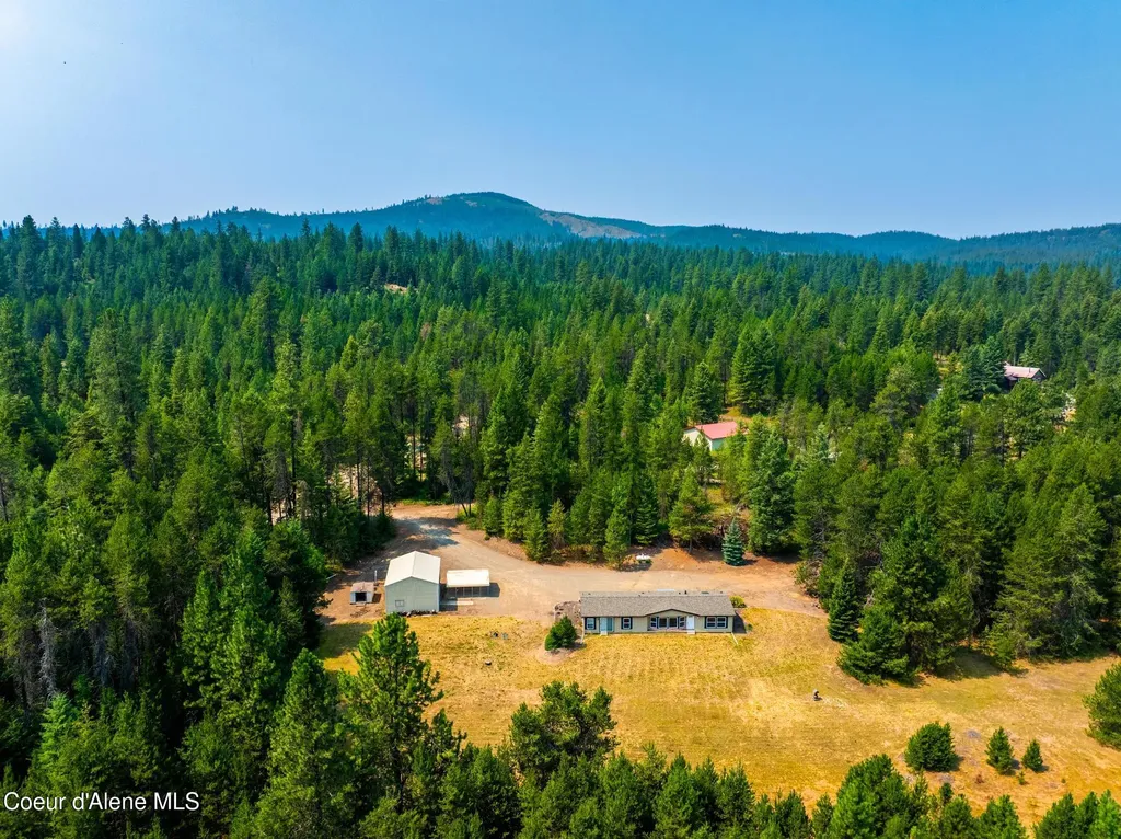 1255 Roberts Lane Blanchard ID 83804