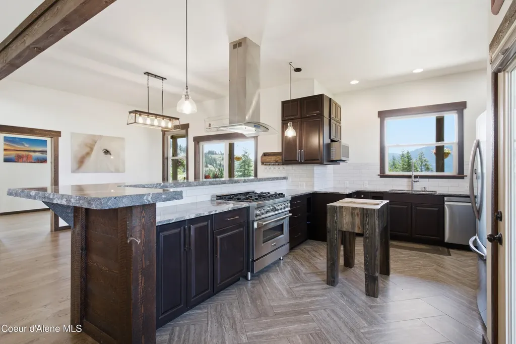 1010 Mc Quade Gulch Drive Clark Fork ID 83811