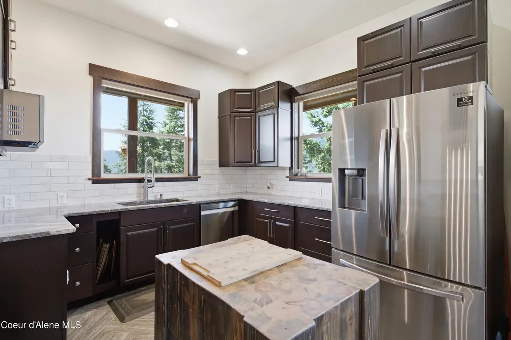 1010 Mc Quade Gulch Drive Clark Fork ID 83811