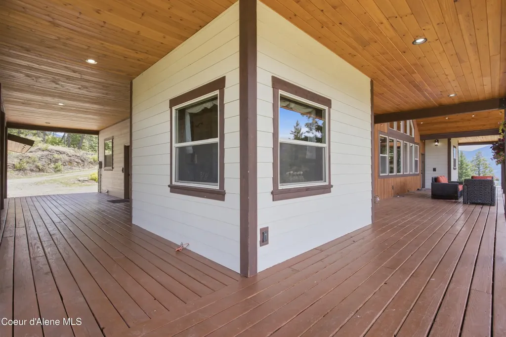 1010 Mc Quade Gulch Drive Clark Fork ID 83811