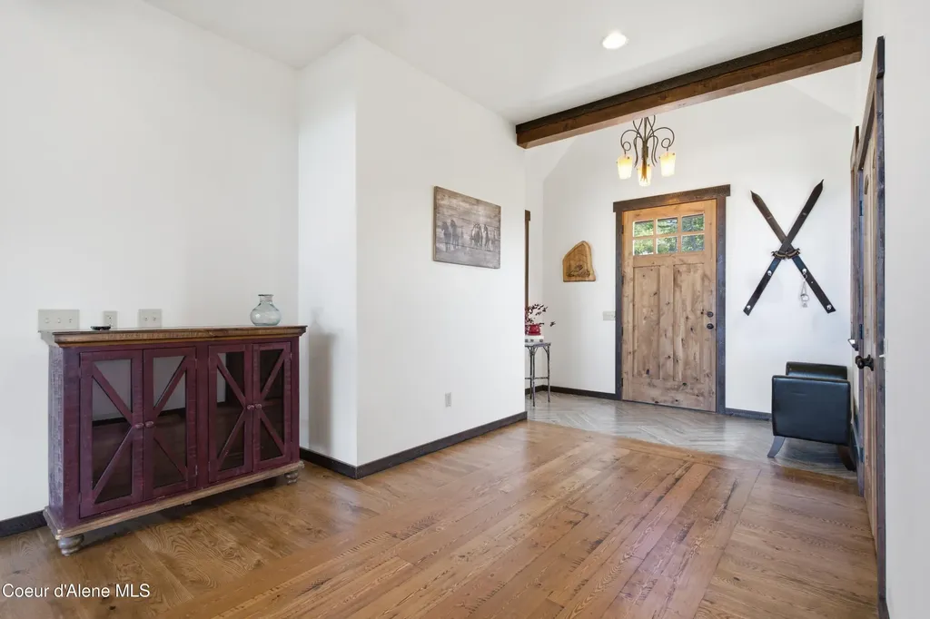 1010 Mc Quade Gulch Drive Clark Fork ID 83811