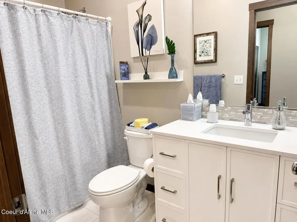 5870 W Gumwood Circle Post Falls ID 83854