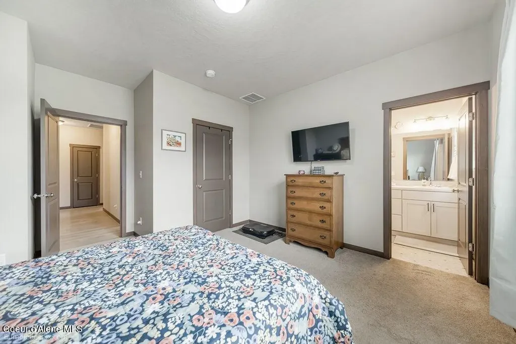 5870 W Gumwood Circle Post Falls ID 83854
