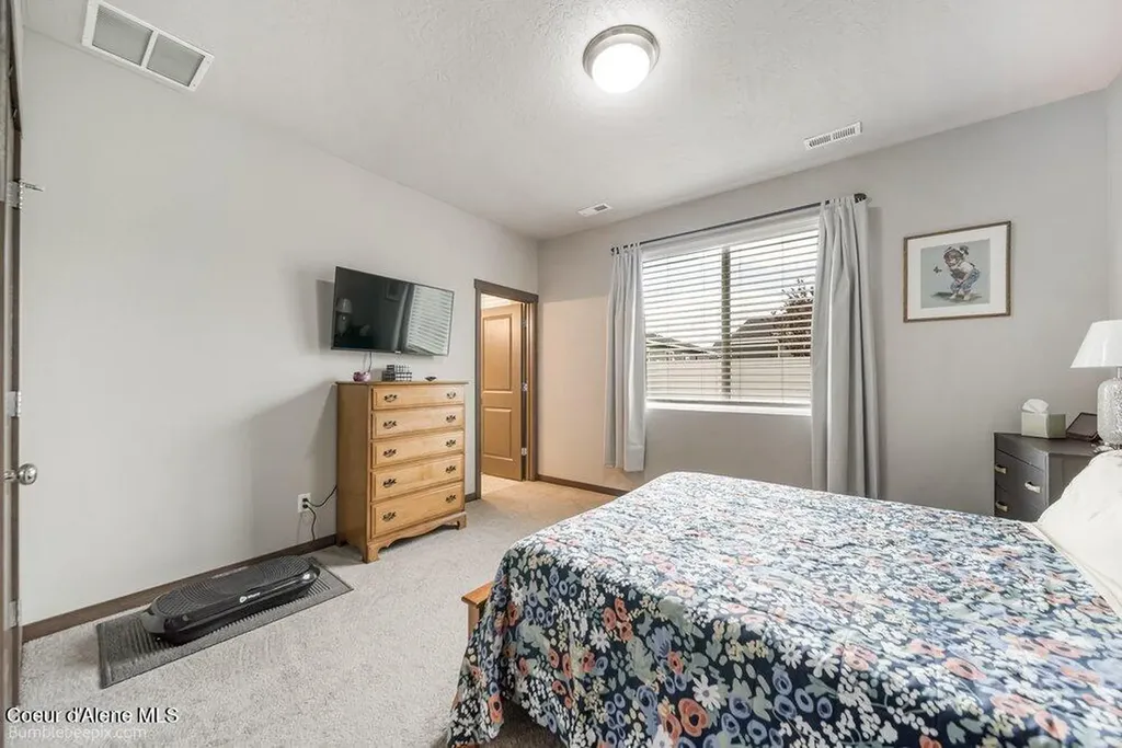 5870 W Gumwood Circle Post Falls ID 83854